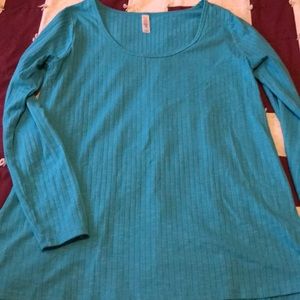 Lularoe Lynnae top